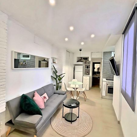 Excellent Location Malaga Centro Historico 2 Bed Flat Apartment Exterior photo