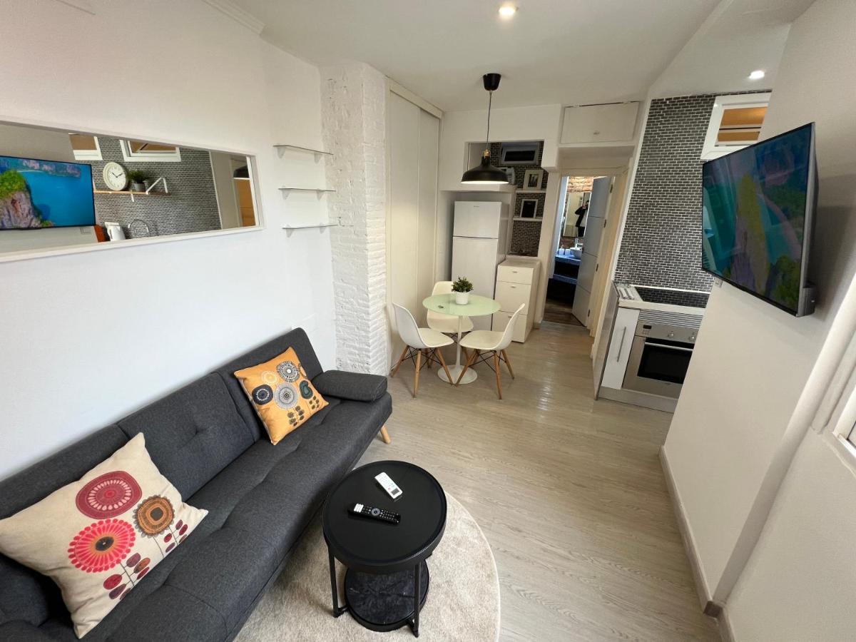 Excellent Location Malaga Centro Historico 2 Bed Flat Apartment Exterior photo